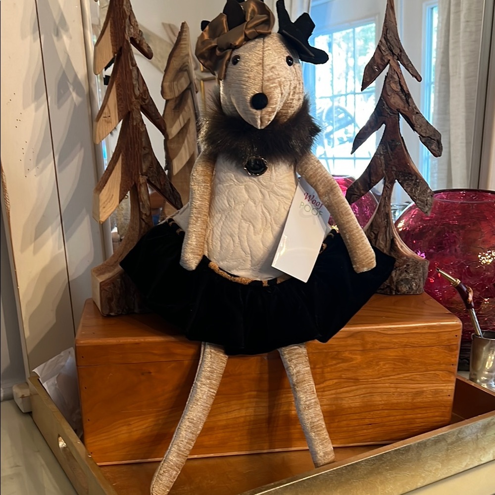 Vintage 2010 Musical Woof and Poof Reindeer NWT